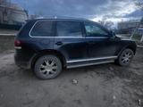 Volkswagen Touareg 2008 года за 6 500 000 тг. в Актобе