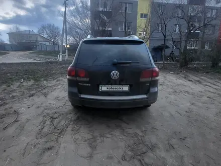 Volkswagen Touareg 2008 годаүшін6 500 000 тг. в Актобе – фото 5