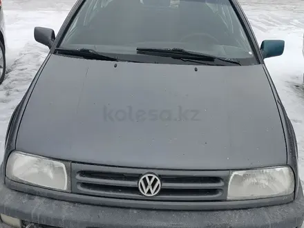 Volkswagen Vento 1994 года за 1 250 000 тг. в Караганда – фото 3
