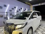 Toyota Alphard 2017 года за 19 000 000 тг. в Алматы – фото 2