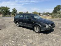 Volkswagen Passat 1990 года за 600 000 тг. в Алматы