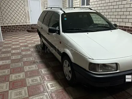 Volkswagen Passat 1992 года за 1 845 000 тг. в Мерке – фото 2