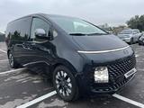 Hyundai Staria 2021 года за 17 273 000 тг. в Алматы – фото 3