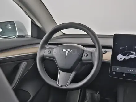 Tesla Model 3 2021 года за 17 370 000 тг. в Алматы – фото 11