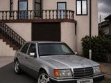 Mercedes-Benz E 220 1993 годаүшін1 900 000 тг. в Жетысай – фото 3