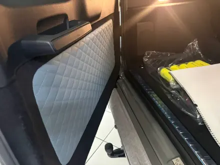 Mercedes-Benz G 63 AMG 2025 года за 130 000 000 тг. в Астана – фото 8