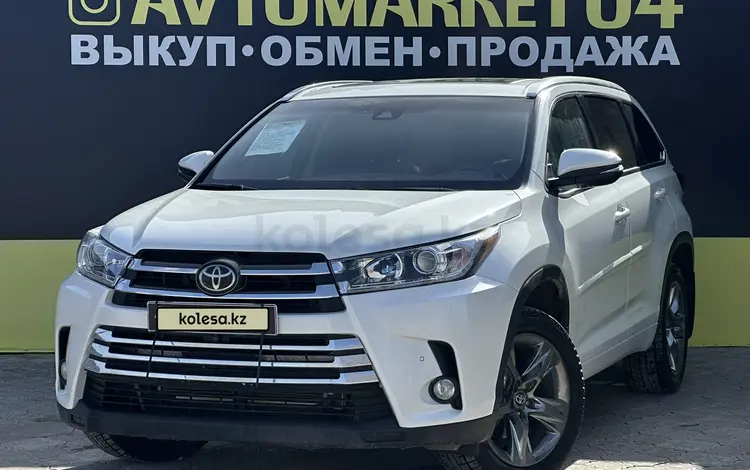 Toyota Highlander 2017 года за 18 500 000 тг. в Актобе