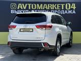 Toyota Highlander 2017 года за 18 500 000 тг. в Актобе – фото 4