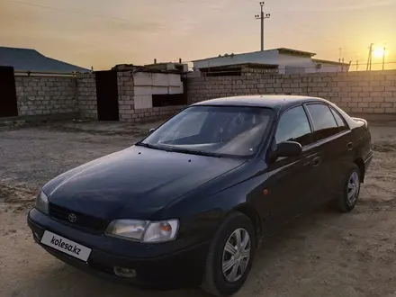 Toyota Carina E 1995 года за 1 200 000 тг. в Актау – фото 2