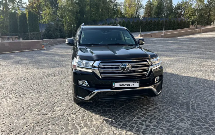 Toyota Land Cruiser 2016 года за 33 500 000 тг. в Алматы