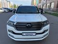 Toyota Land Cruiser 2017 года за 38 000 000 тг. в Астана