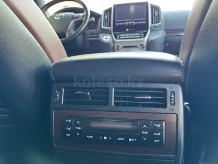 Toyota Land Cruiser 2017 года за 38 000 000 тг. в Астана – фото 18