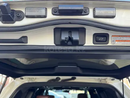 Toyota Land Cruiser 2017 года за 38 000 000 тг. в Астана – фото 27