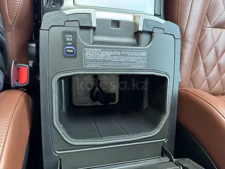 Toyota Land Cruiser 2017 года за 38 000 000 тг. в Астана – фото 39