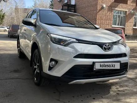 Toyota RAV4 2018 года за 13 300 000 тг. в Усть-Каменогорск – фото 19