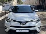 Toyota RAV4 2018 года за 13 500 000 тг. в Усть-Каменогорск – фото 3