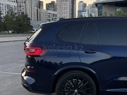 BMW X5 2022 года за 49 000 000 тг. в Астана – фото 3