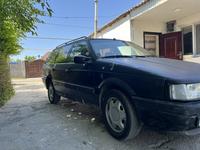 Volkswagen Passat 1993 годаүшін1 100 000 тг. в Шымкент