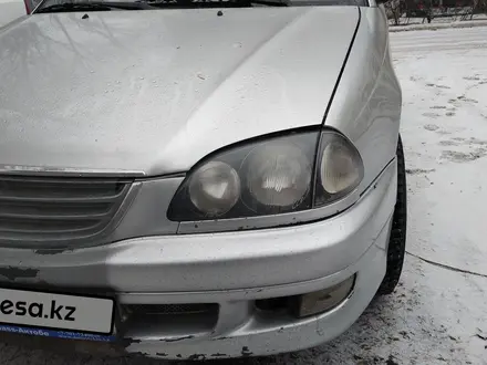 Toyota Avensis 1997 года за 2 500 000 тг. в Актобе – фото 4