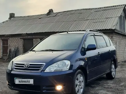 Toyota Avensis Verso 2002 года за 6 100 000 тг. в Астана