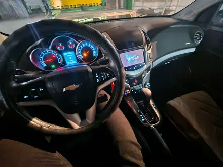 Chevrolet Cruze 2013 года за 4 500 000 тг. в Костанай – фото 14