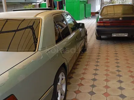 Mercedes-Benz E 230 1992 года за 2 200 000 тг. в Талгар – фото 10