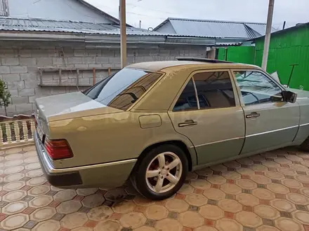 Mercedes-Benz E 230 1992 года за 2 200 000 тг. в Талгар – фото 29