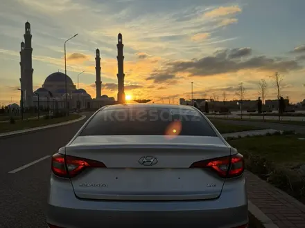 Hyundai Sonata 2015 года за 5 500 000 тг. в Астана – фото 10