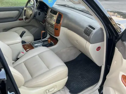 Toyota Land Cruiser 2005 года за 33 000 000 тг. в Актау – фото 9