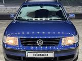 Volkswagen Passat 1999 годаүшін2 500 000 тг. в Алматы