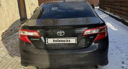 Toyota Camry 2014 годаfor8 300 000 тг. в Караганда – фото 3