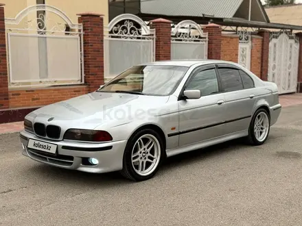 BMW 528 1997 года за 3 800 000 тг. в Шымкент – фото 2