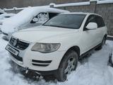 Volkswagen Touareg 2007 года за 3 431 400 тг. в Шымкент – фото 2