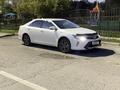 Toyota Camry 2018 года за 11 500 000 тг. в Астана – фото 2