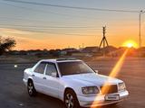 Mercedes-Benz E 220 1990 годаүшін2 300 000 тг. в Жезказган – фото 3