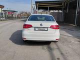 Volkswagen Jetta 2015 года за 6 000 000 тг. в Алматы – фото 4