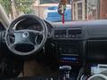 Volkswagen Golf 2001 года за 2 500 000 тг. в Сарыагаш