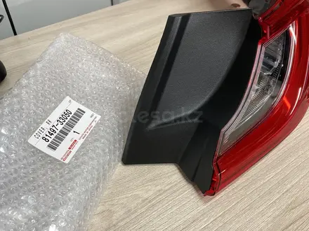 Накладки на фонари крыла CAMRY 80 за 12 000 тг. в Алматы
