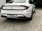 Hyundai Sonata 2021 годаfor12 500 000 тг. в Тараз – фото 4