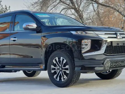 Mitsubishi Montero Sport 2024 года за 20 990 000 тг. в Астана