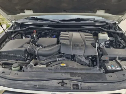 Toyota Land Cruiser 2014 года за 21 960 000 тг. в Астана – фото 33