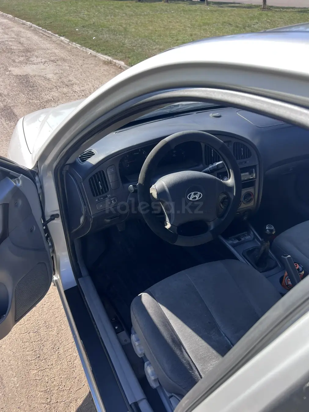 Hyundai Elantra, 2004