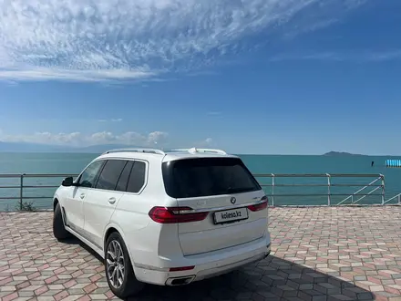 BMW X7 2021 года за 38 000 000 тг. в Алматы – фото 2