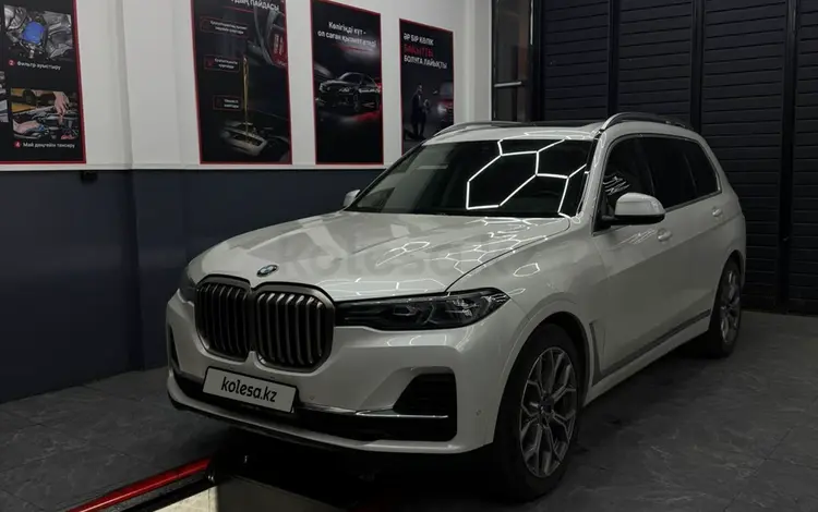 BMW X7 2021 года за 38 000 000 тг. в Алматы