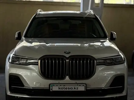 BMW X7 2021 года за 38 000 000 тг. в Алматы – фото 4
