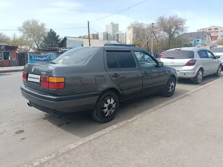 Volkswagen Vento 1994 года за 1 350 000 тг. в Астана – фото 6