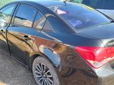 Chevrolet Cruze 2013 года за 3 500 000 тг. в Атырау – фото 3
