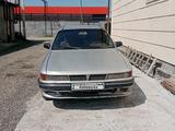 Mitsubishi Galant 1991 года за 920 000 тг. в Алматы – фото 2