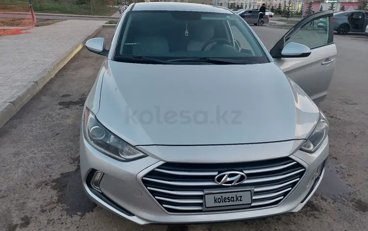 Hyundai Elantra 2018 года за 4 000 000 тг. в Астана