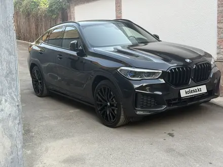 BMW X6 2021 года за 35 000 000 тг. в Алматы – фото 37